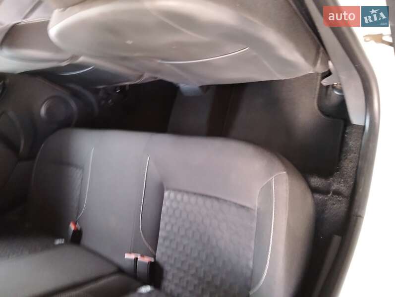 Универсал Dacia Logan MCV 2014 в Никополе фото 4 Универсал Dacia Logan MCV 2014 в Никополе