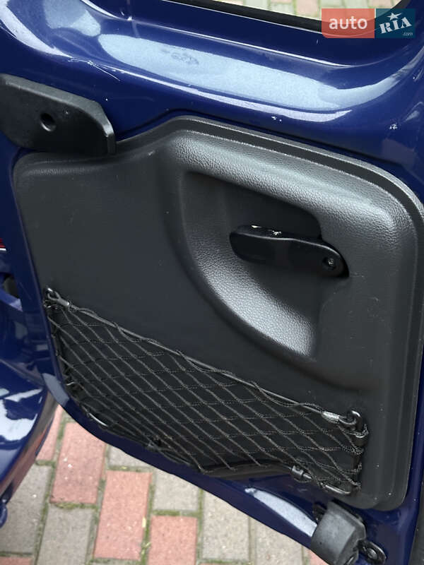 Універсал Dacia Logan MCV 2008 в Ромнах фото 34 Універсал Dacia Logan MCV 2008 в Ромнах