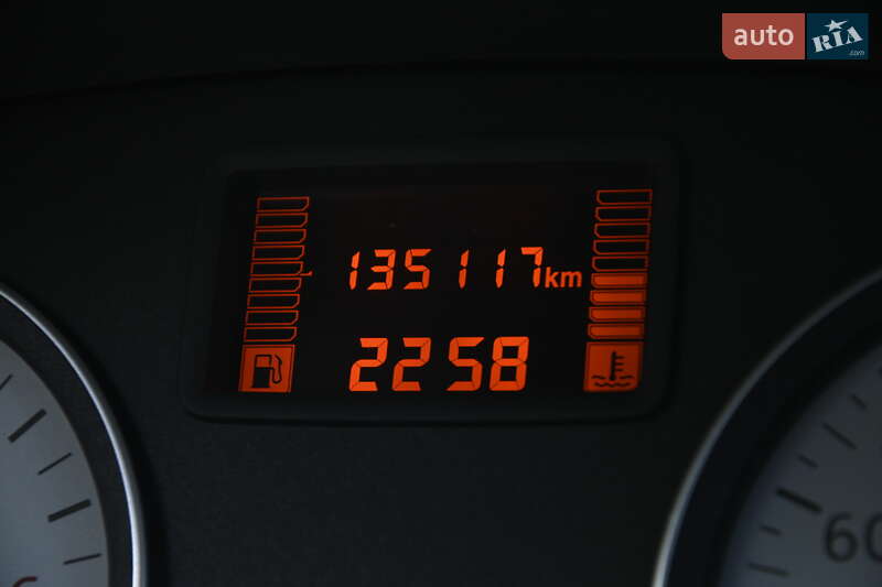 Универсал Dacia Logan MCV 2012 в Бердичеве фото 16 Универсал Dacia Logan MCV 2012 в Бердичеве