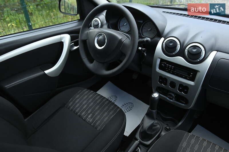 Универсал Dacia Logan MCV 2012 в Бердичеве фото 26 Универсал Dacia Logan MCV 2012 в Бердичеве