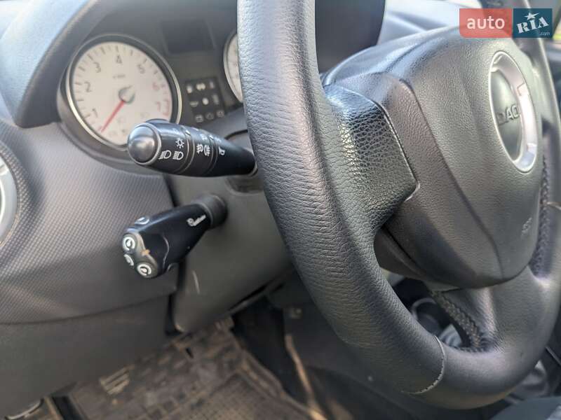 Універсал Dacia Logan MCV 2009 в Одесі