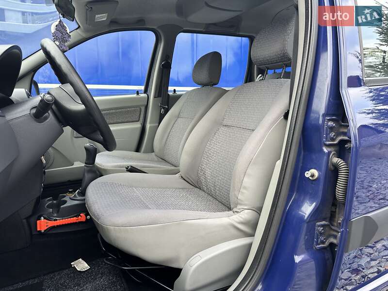 Універсал Dacia Logan MCV 2008 в Рівному