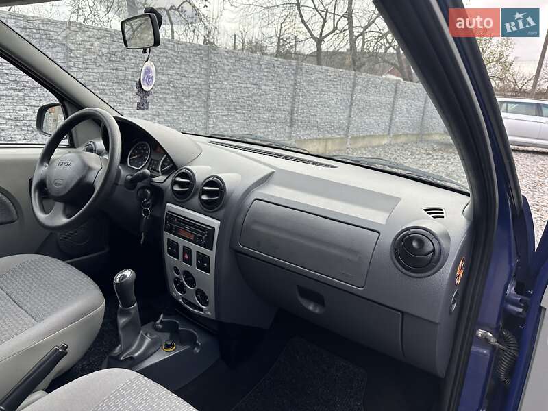 Універсал Dacia Logan MCV 2008 в Рівному