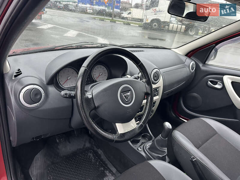 Универсал Dacia Logan MCV 2012 в Виннице фото 35 Универсал Dacia Logan MCV 2012 в Виннице