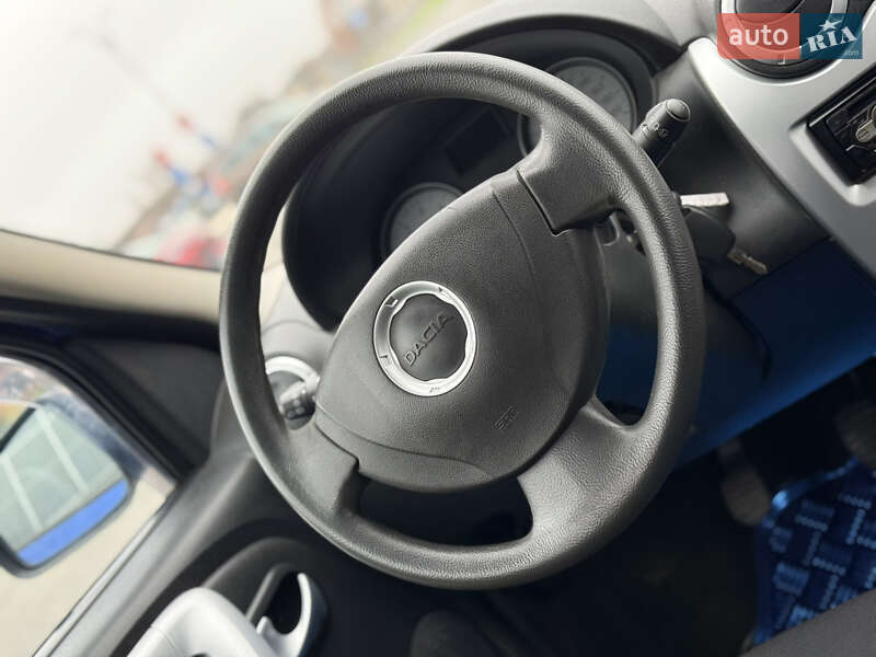 Універсал Dacia Logan MCV 2010 в Володимирі