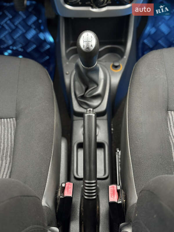 Універсал Dacia Logan MCV 2010 в Володимирі