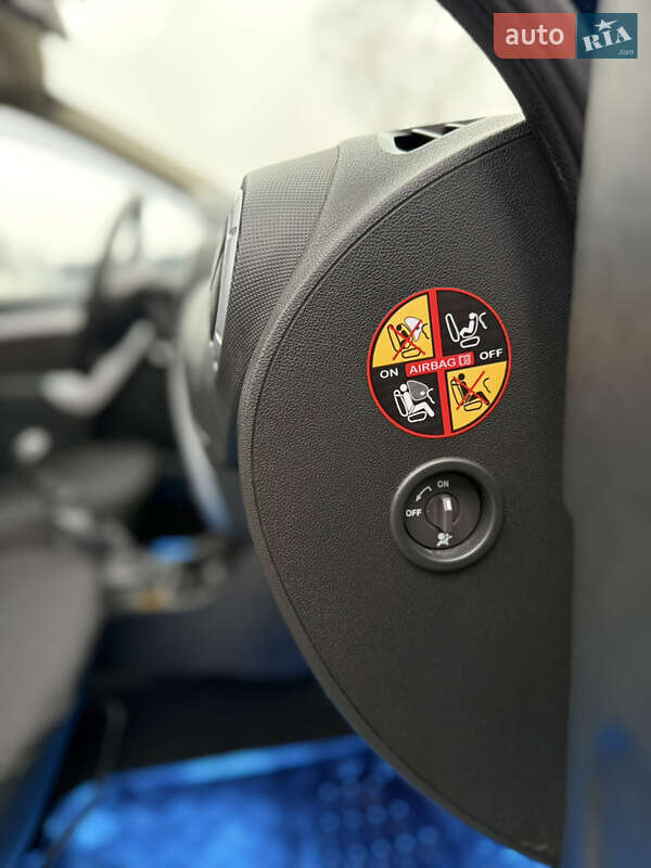 Універсал Dacia Logan MCV 2010 в Володимирі