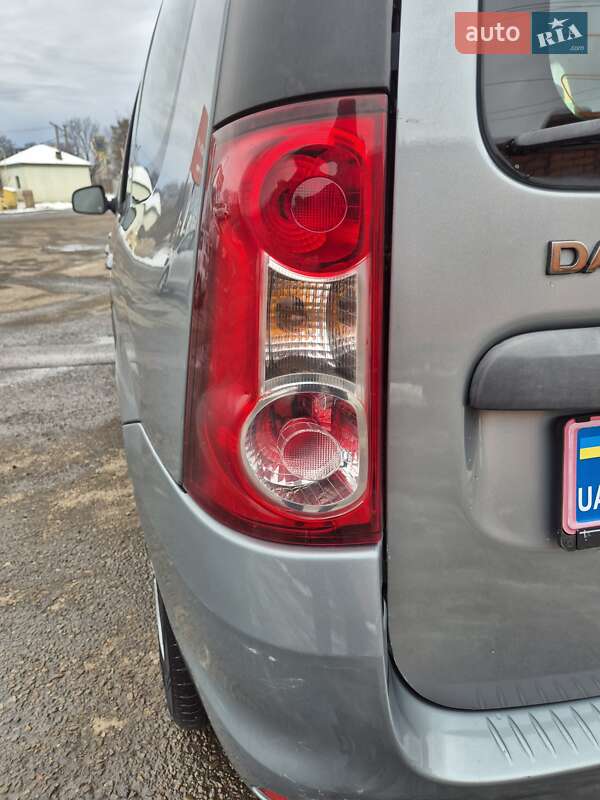 Універсал Dacia Logan MCV 2010 в Стрию