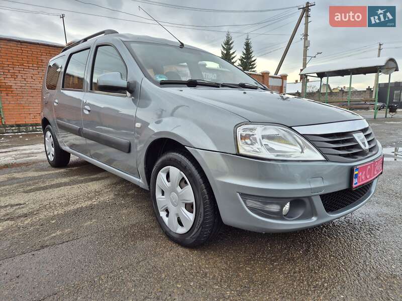 Універсал Dacia Logan MCV 2010 в Стрию