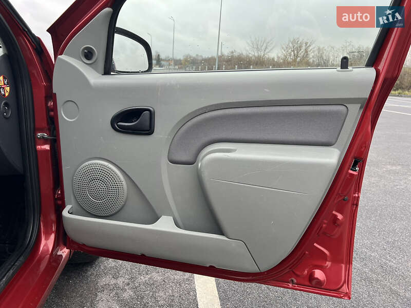 Універсал Dacia Logan MCV 2012 в Вінниці