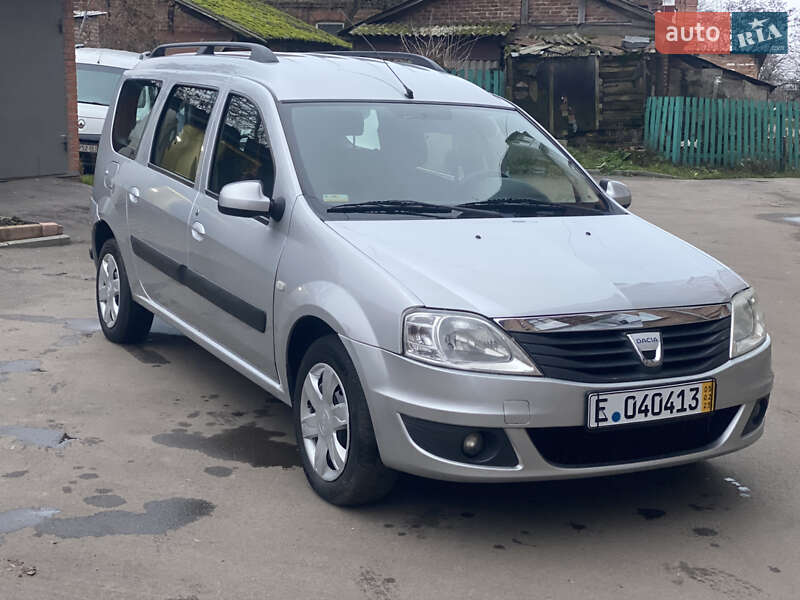 Универсал Dacia Logan MCV 2009 в Ромнах фото 12 Универсал Dacia Logan MCV 2009 в Ромнах