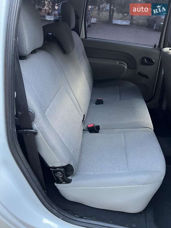 Универсал Dacia Logan MCV 2009 в Нежине фото 42 Универсал Dacia Logan MCV 2009 в Нежине
