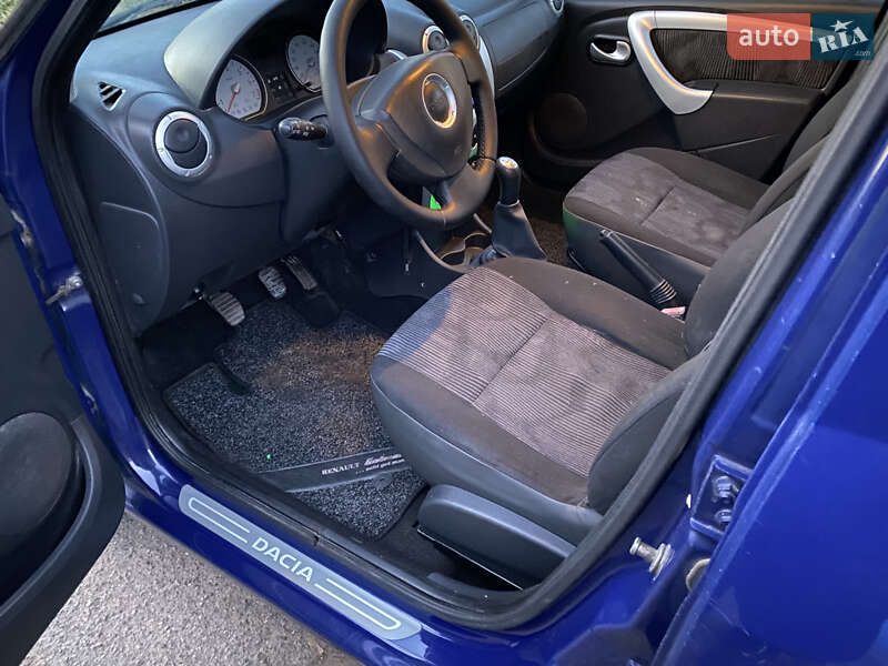 Универсал Dacia Logan MCV 2009 в Конотопе фото 34 Универсал Dacia Logan MCV 2009 в Конотопе
