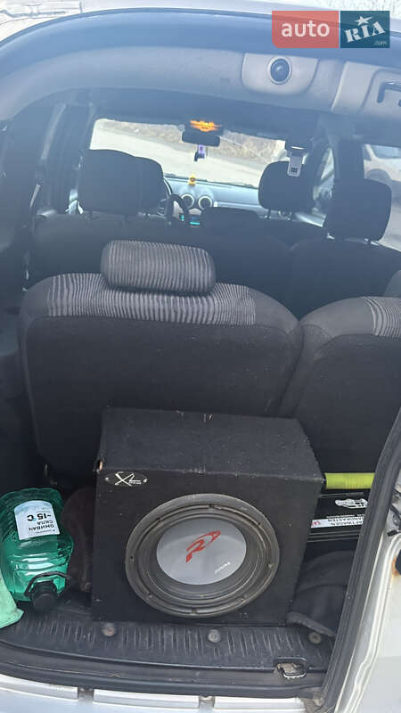 Универсал Dacia Logan MCV 2009 в Львове фото 9 Универсал Dacia Logan MCV 2009 в Львове