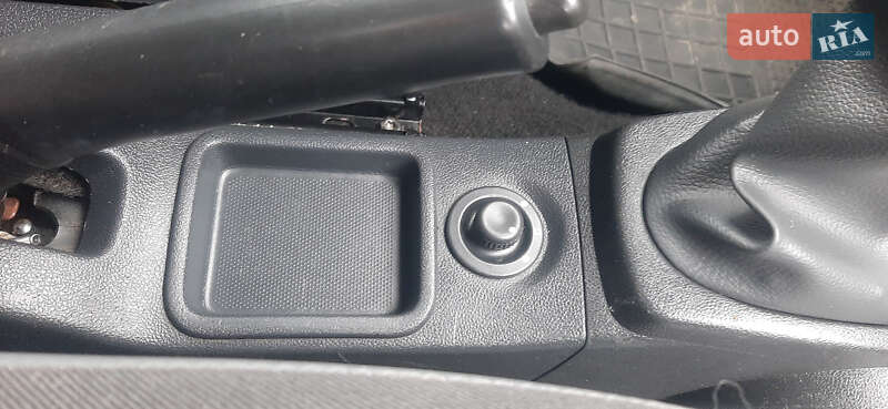 Универсал Dacia Logan MCV 2010 в Чернигове фото 29 Универсал Dacia Logan MCV 2010 в Чернигове