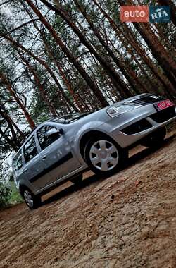 Универсал Dacia Logan MCV 2009 в Полтаве