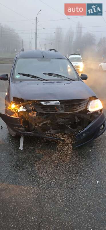 Универсал Dacia Logan MCV 2010 в Харькове