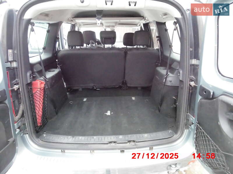 Універсал Dacia Logan MCV 2010 в Кропивницькому