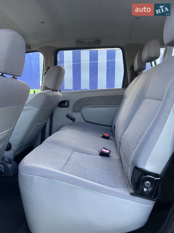 Універсал Dacia Logan MCV 2008 в Чернігові фото 40 Універсал Dacia Logan MCV 2008 в Чернігові