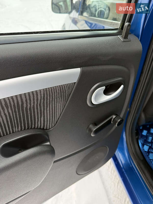 Универсал Dacia Logan MCV 2010 в Красилове