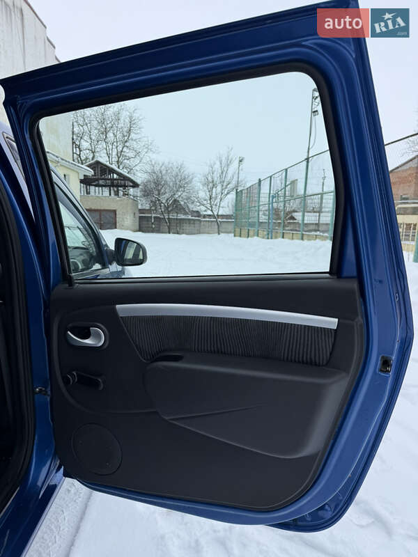 Универсал Dacia Logan MCV 2010 в Красилове