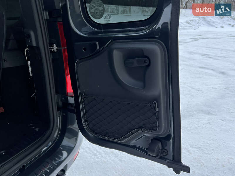 Универсал Dacia Logan MCV 2010 в Луцке фото 72 Универсал Dacia Logan MCV 2010 в Луцке