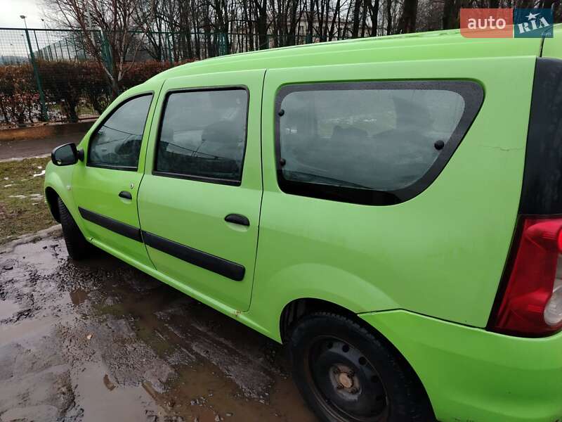 Универсал Dacia Logan MCV 2009 в Мукачево