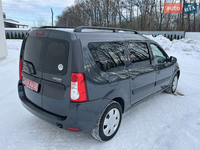 Универсал Dacia Logan MCV 2010 в Луцке