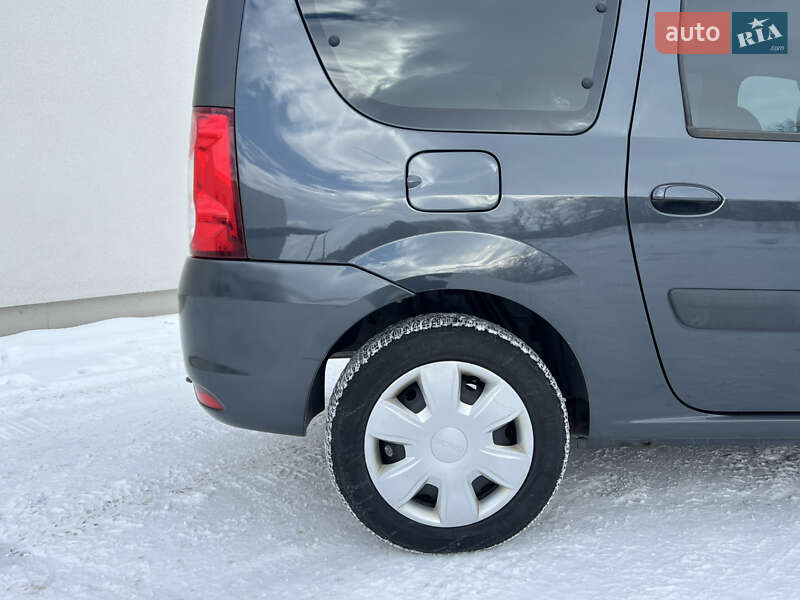 Универсал Dacia Logan MCV 2010 в Луцке