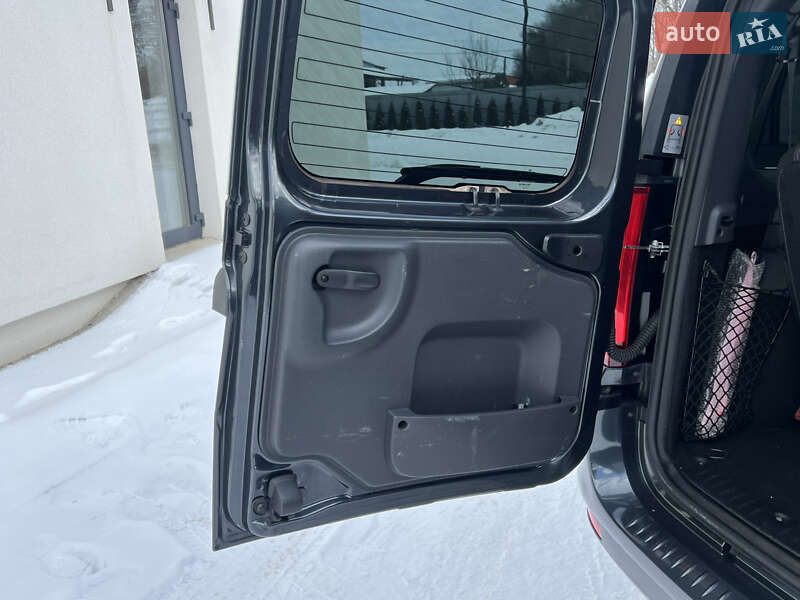 Универсал Dacia Logan MCV 2010 в Луцке