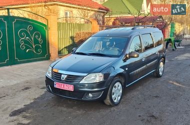 Универсал Dacia Logan MCV 2011 в Чернигове