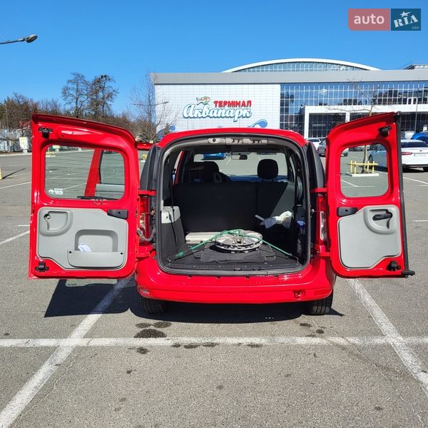 Универсал Dacia Logan MCV 2011 в Броварах