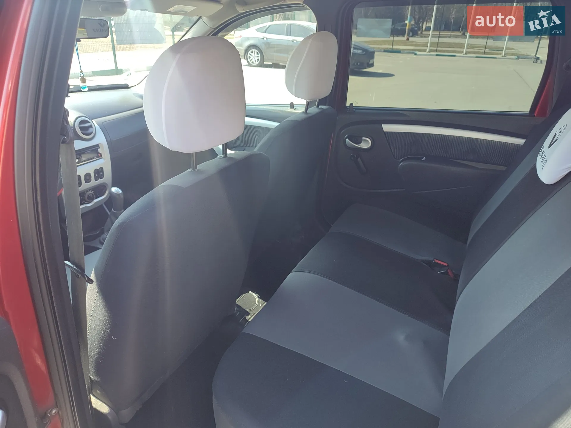 2011 Dacia Logan - мініатюра 15