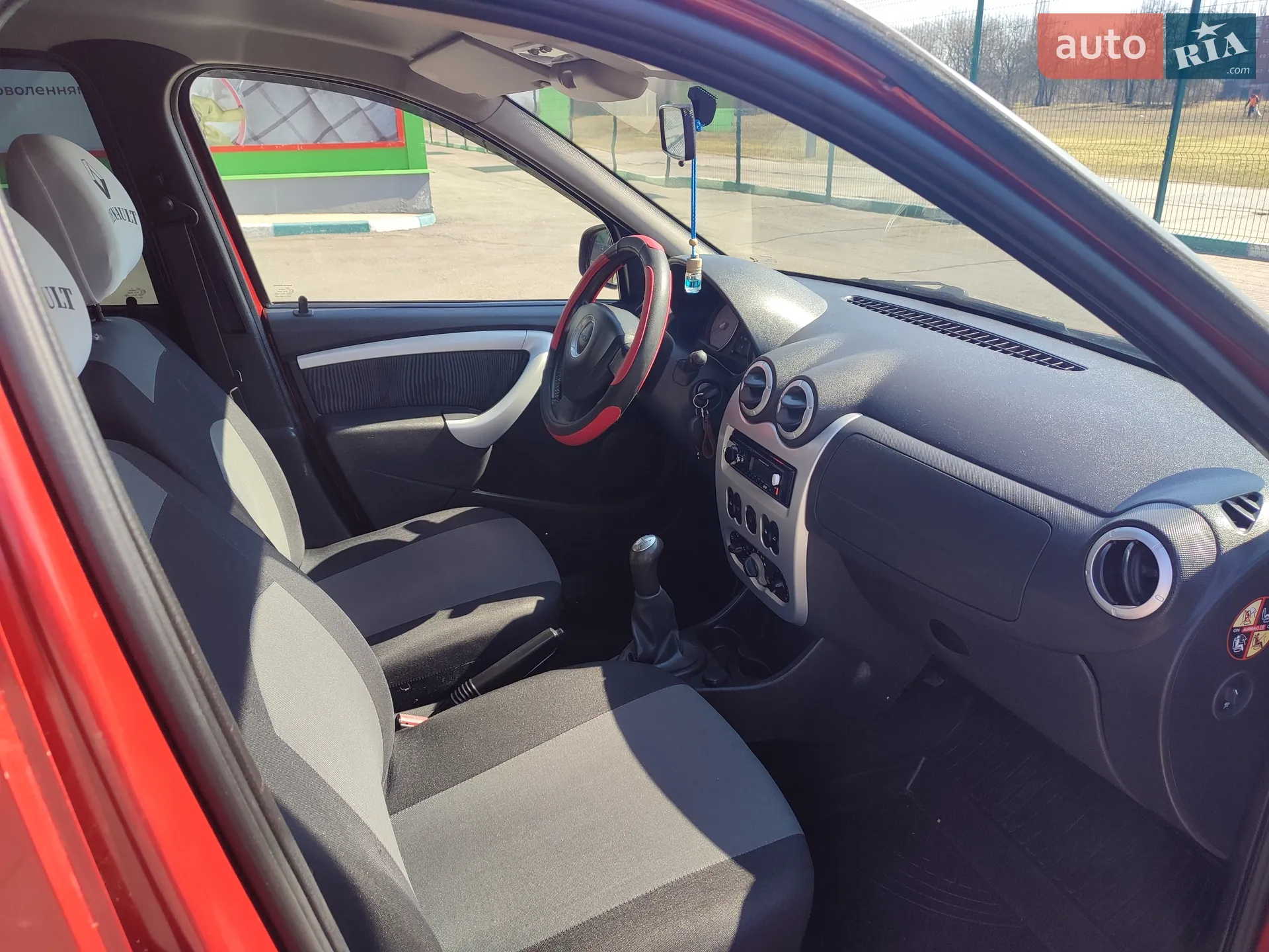 2011 Dacia Logan - мініатюра 17