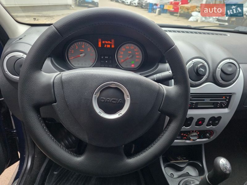 Седан Dacia Logan MCV 2010 в Ивано-Франковске