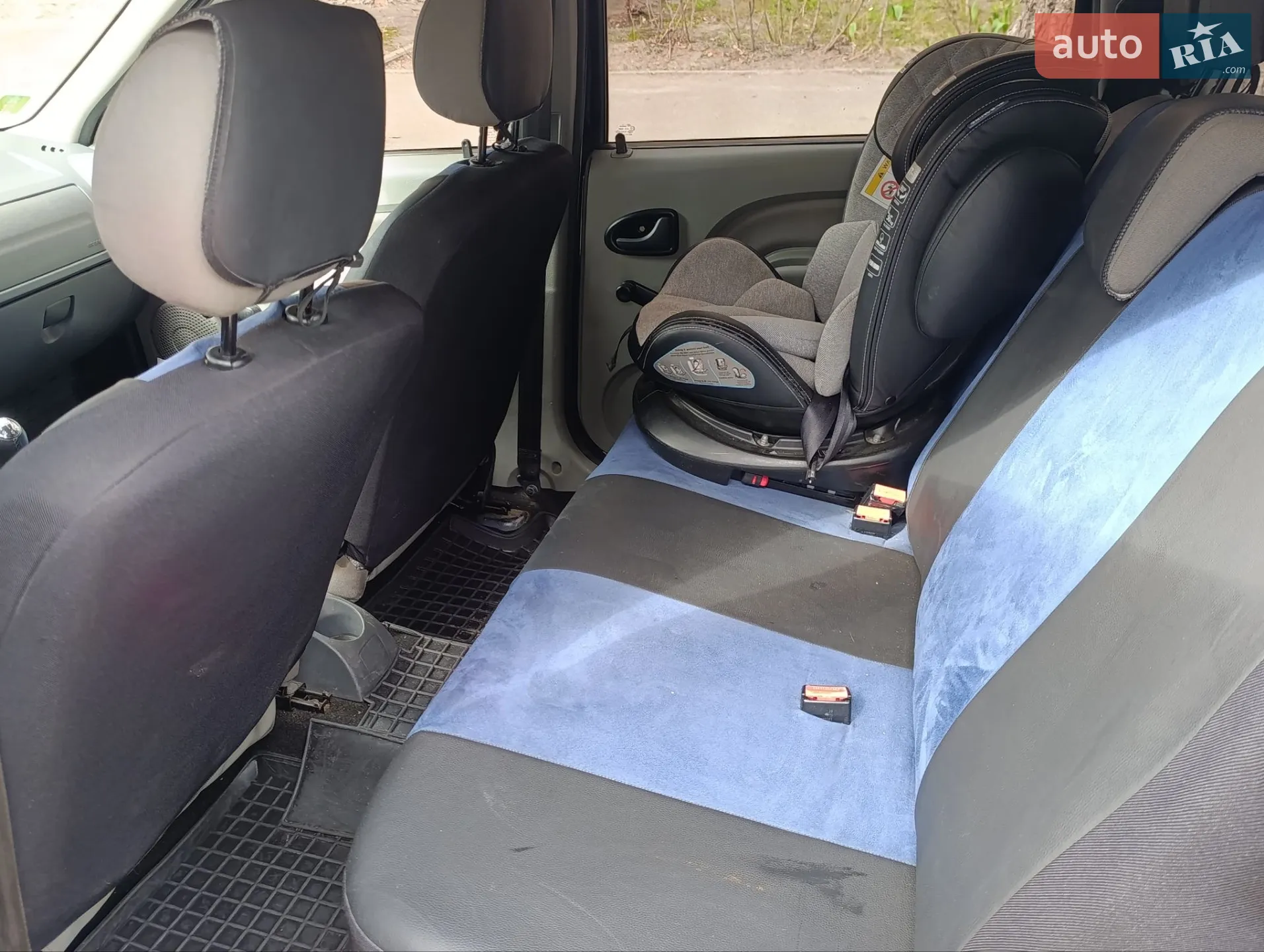 2010 Dacia Logan - мініатюра 9