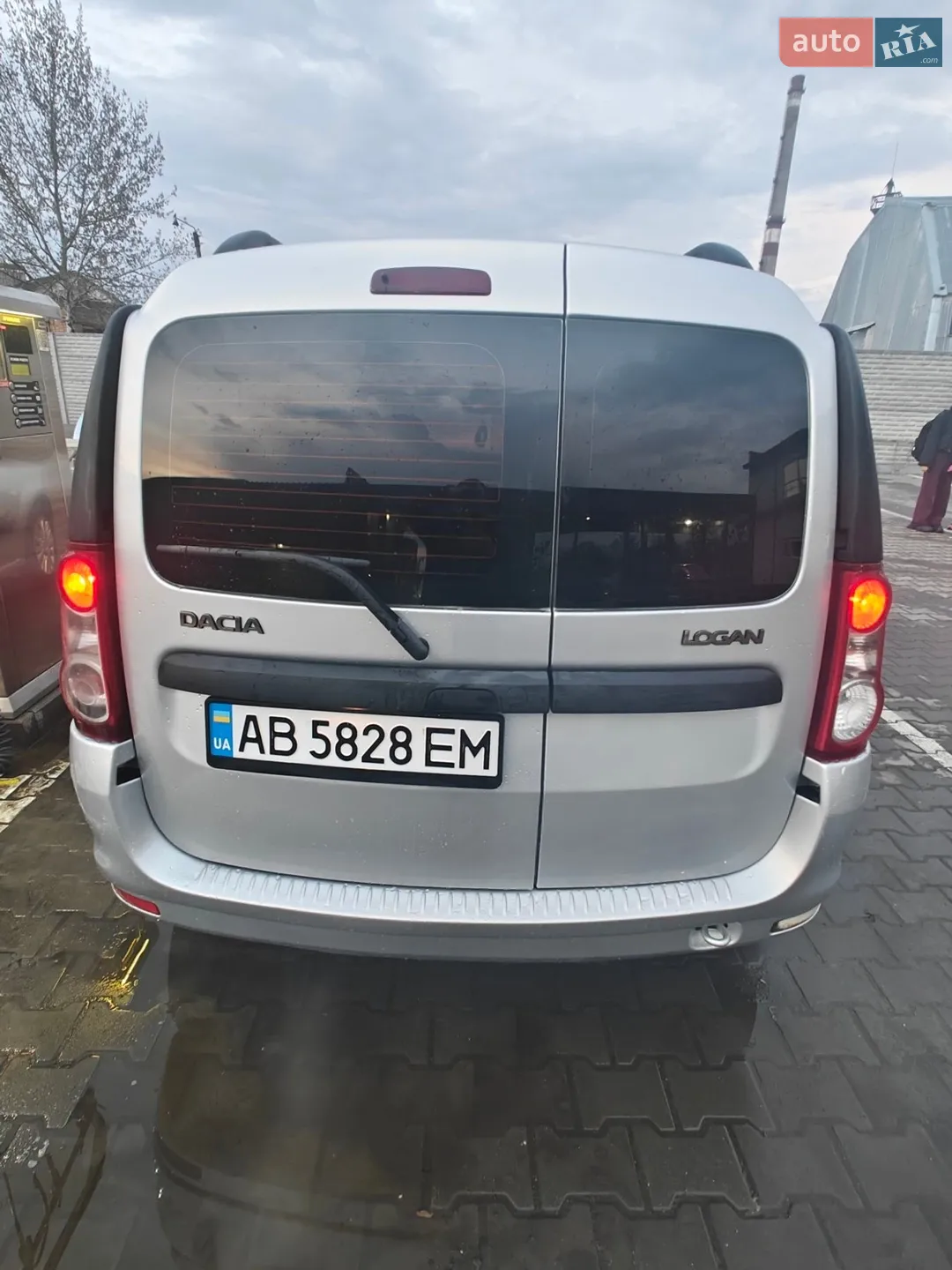 2011 Dacia Logan - мініатюра 16