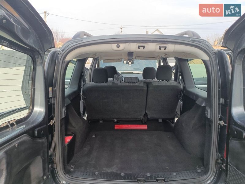 Універсал Dacia Logan MCV 2009 в Дубні