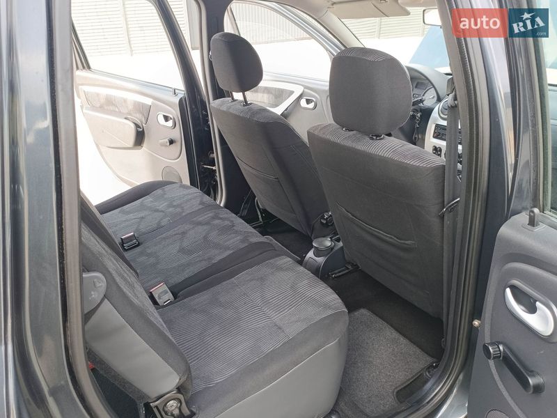 Універсал Dacia Logan MCV 2009 в Дубні