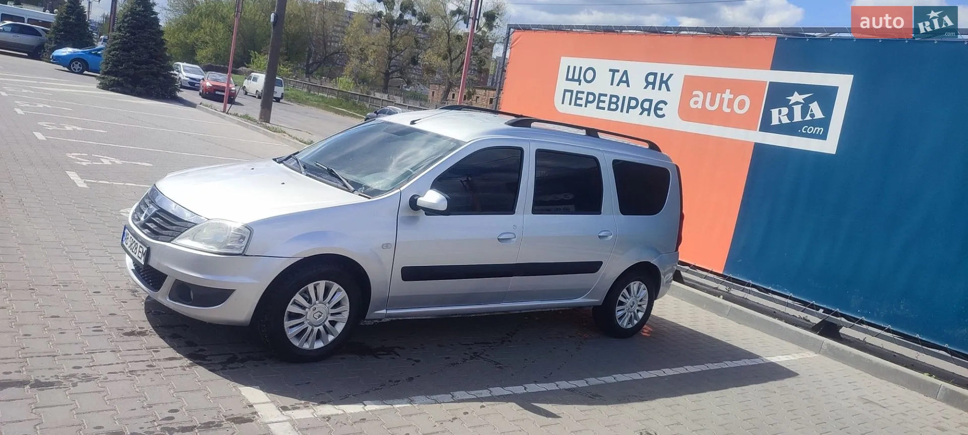 2011 Dacia Logan - мініатюра 4