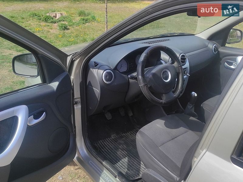 Универсал Dacia Logan MCV 2009 в Львове