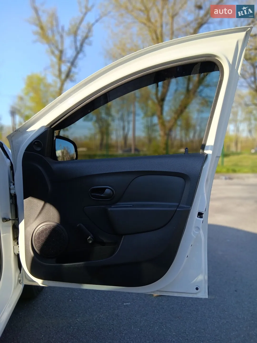 2015 Dacia Logan - мініатюра 15