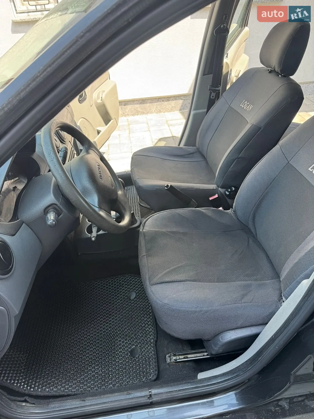 2012 Dacia Logan - мініатюра 11