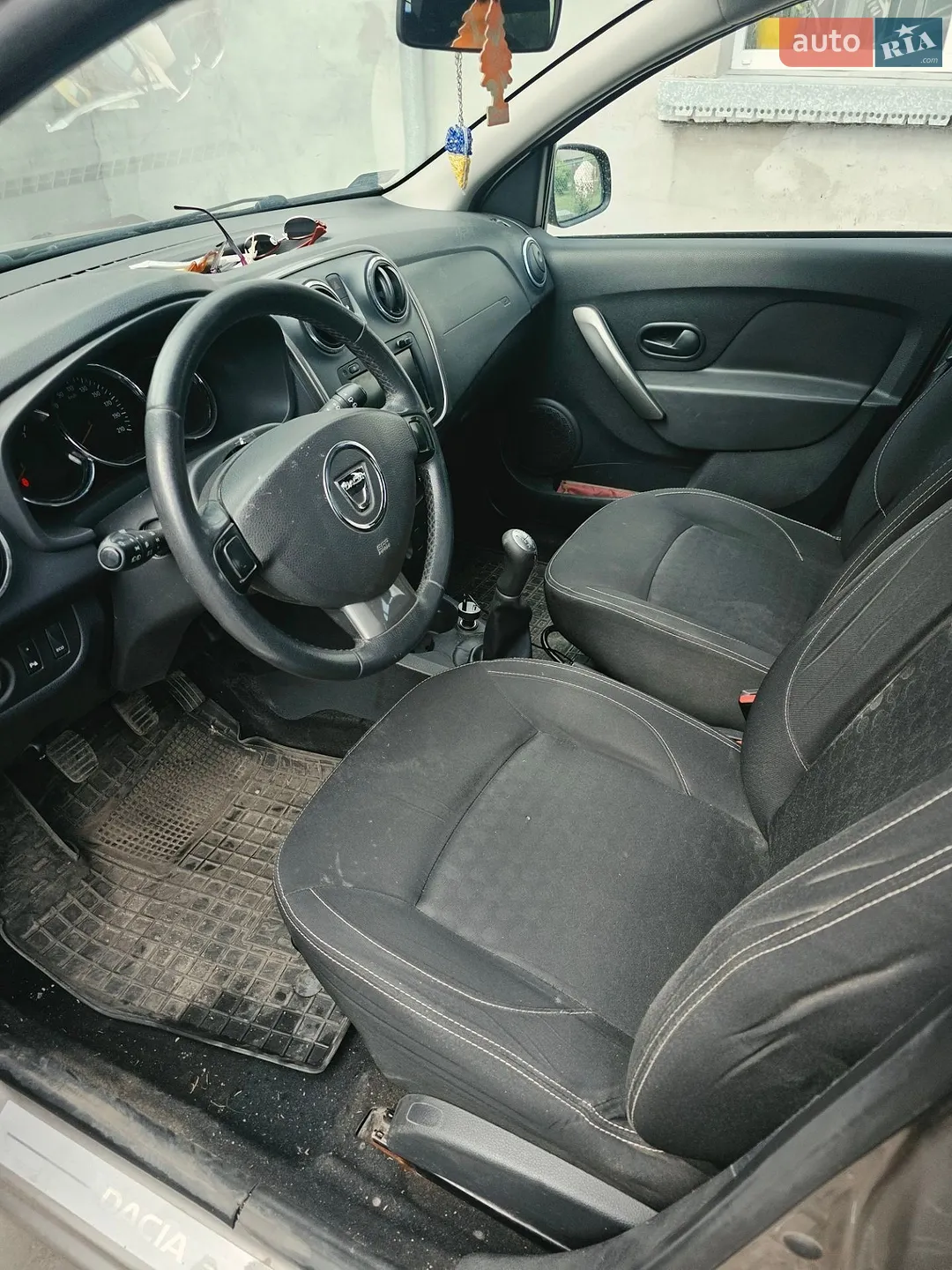 2013 Dacia Logan - мініатюра 8