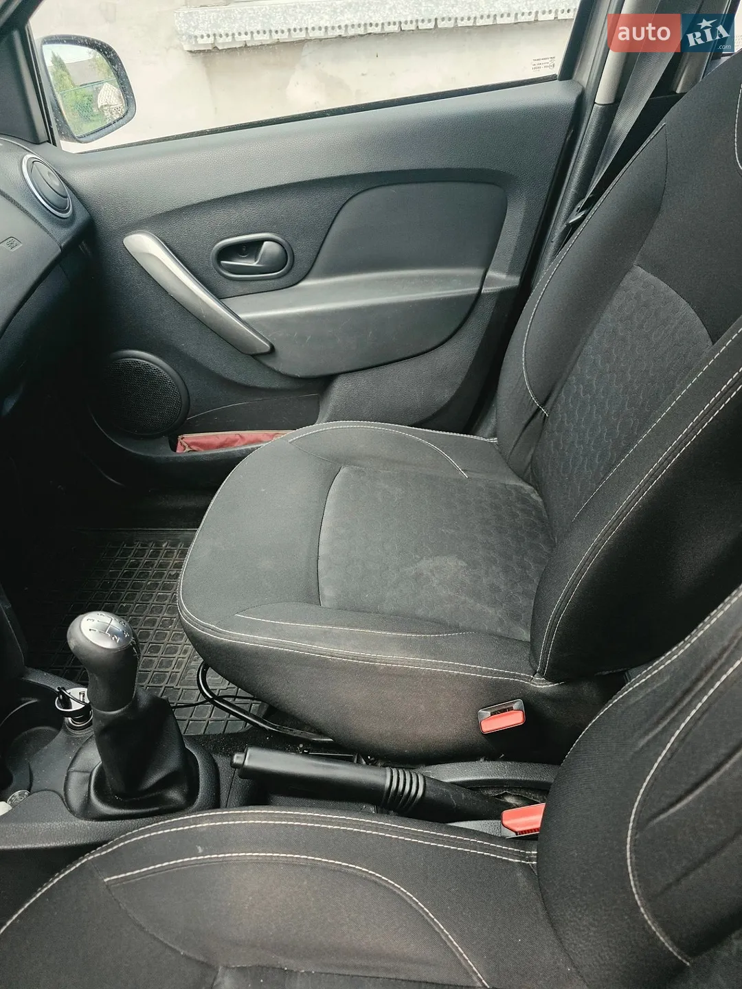 2013 Dacia Logan - мініатюра 10