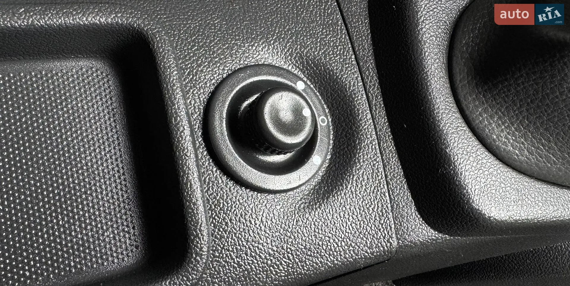 2012 Dacia Logan - мініатюра 30