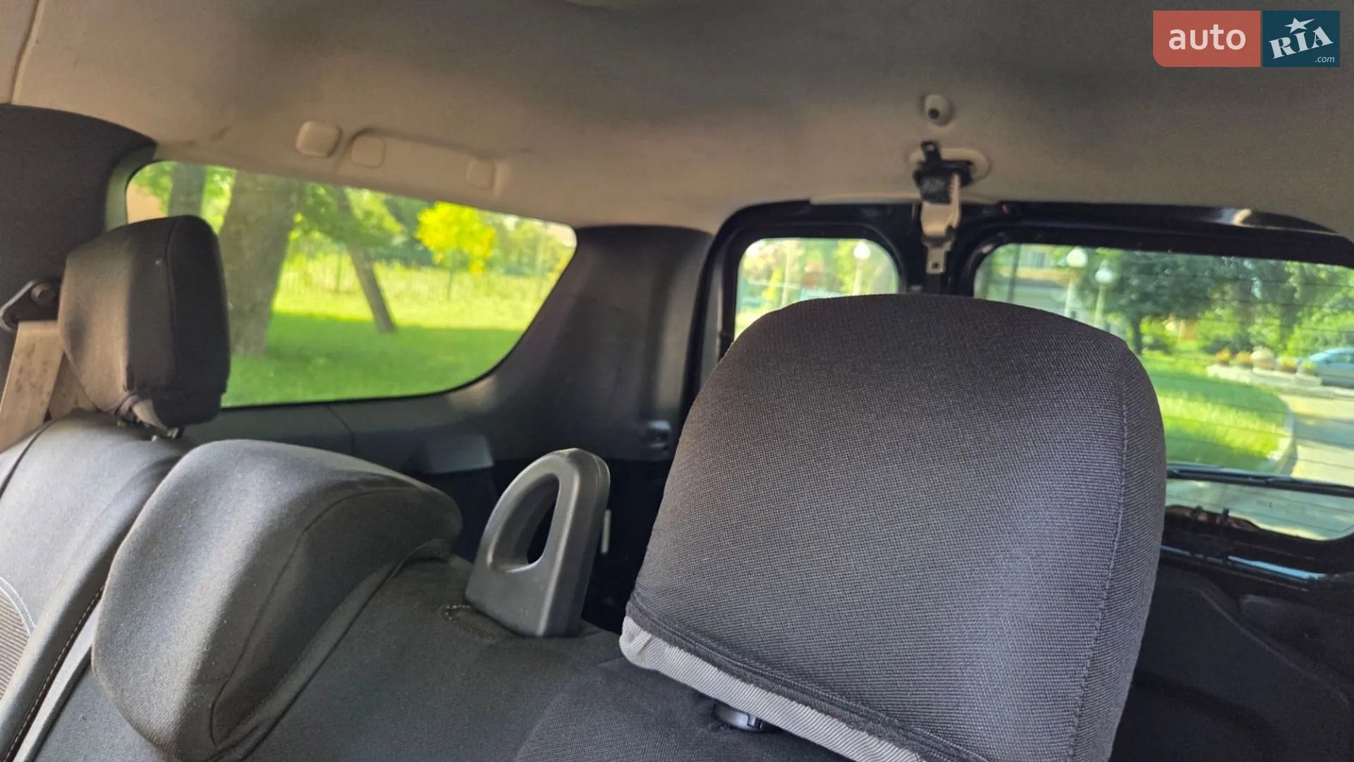 2012 Dacia Logan - мініатюра 13