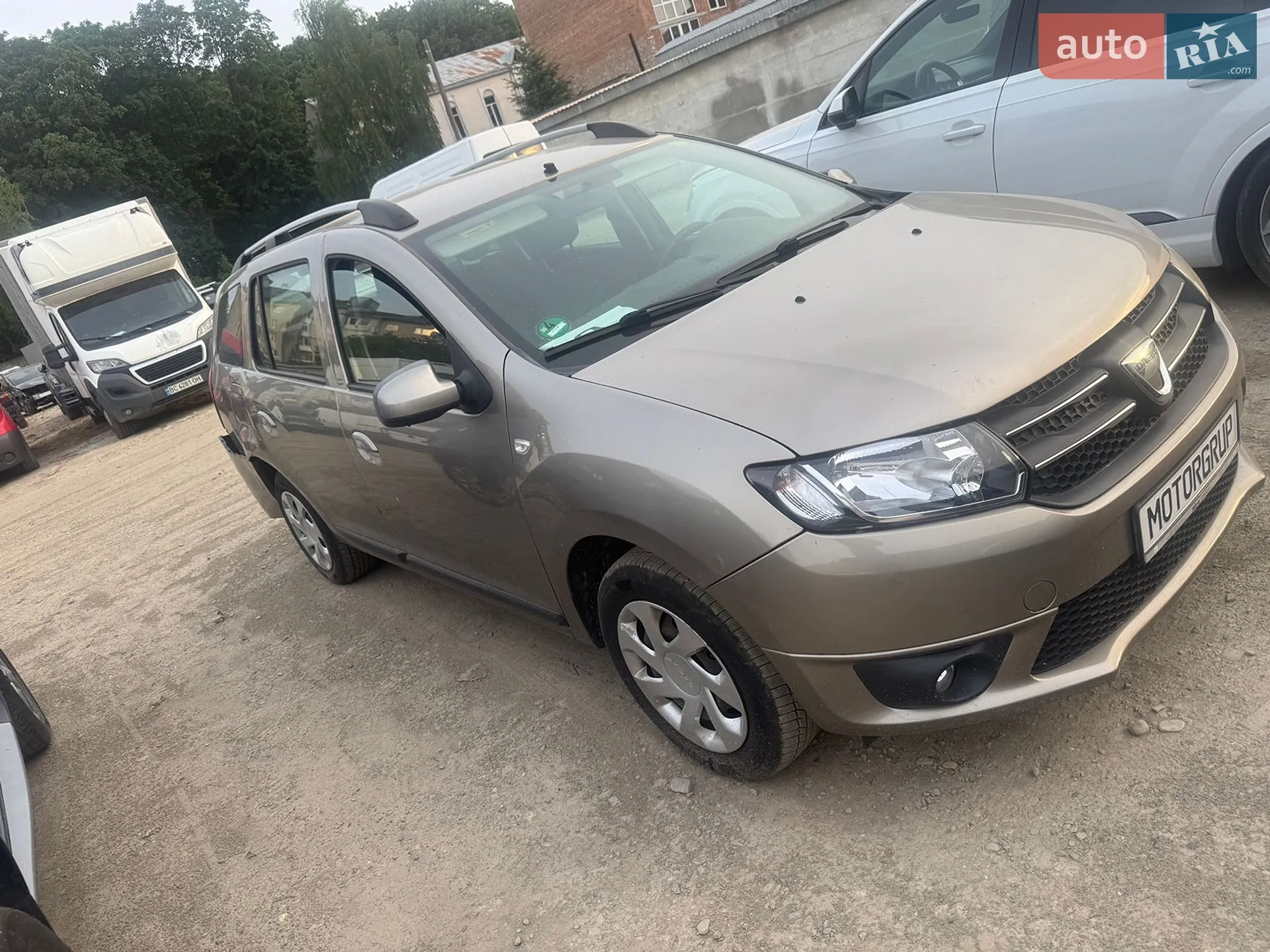 2013 Dacia Logan - мініатюра 3