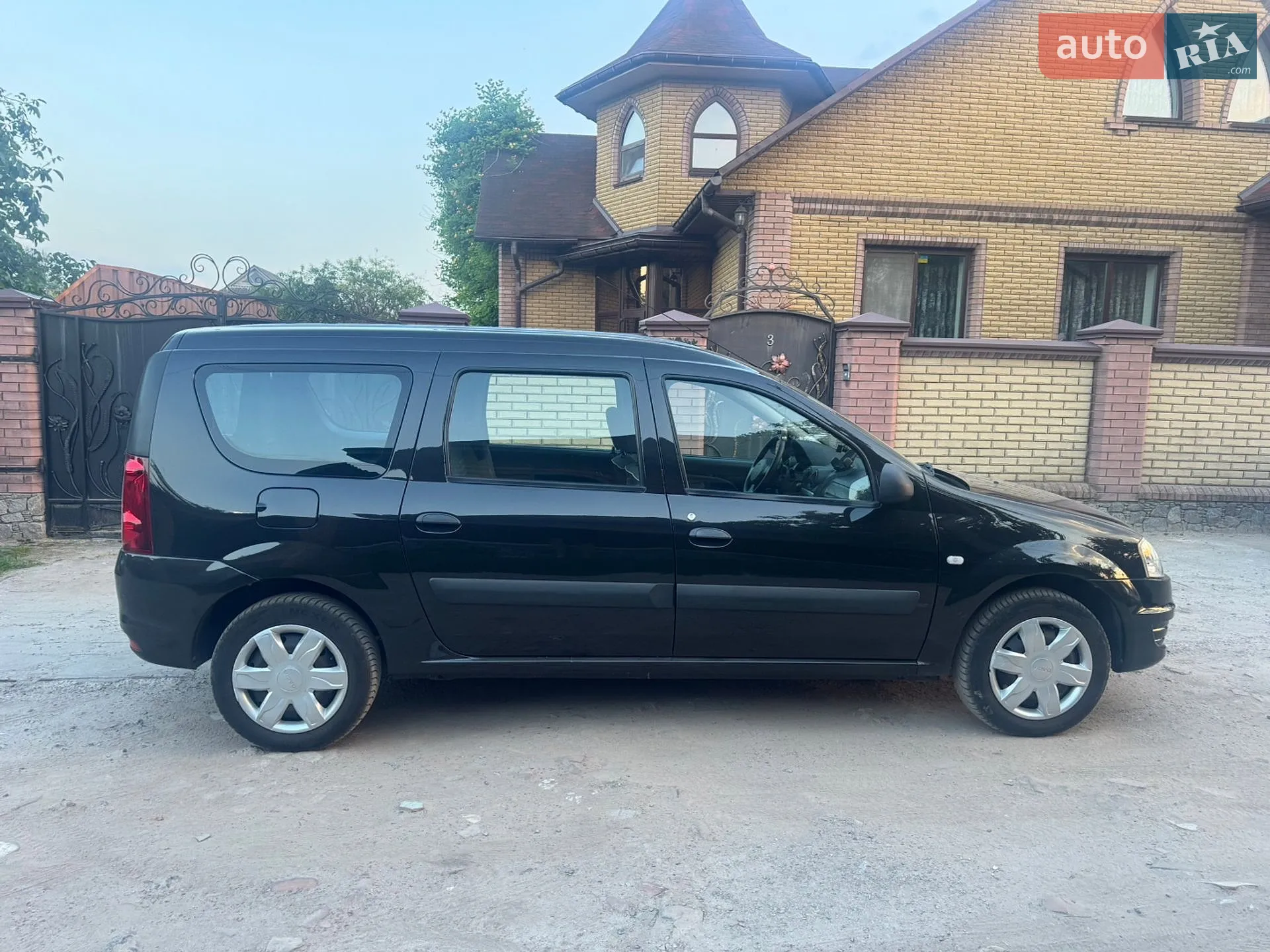 2011 Dacia Logan - мініатюра 7