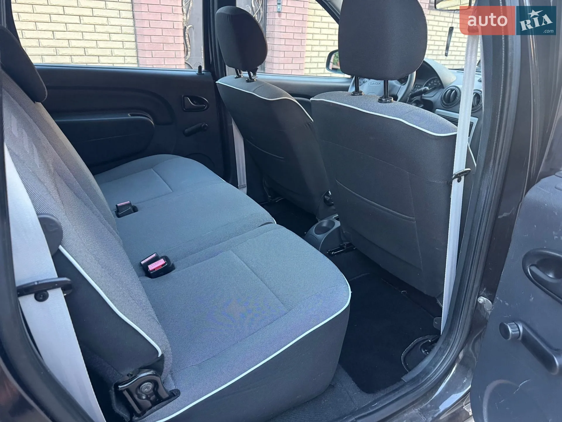 2011 Dacia Logan - мініатюра 37